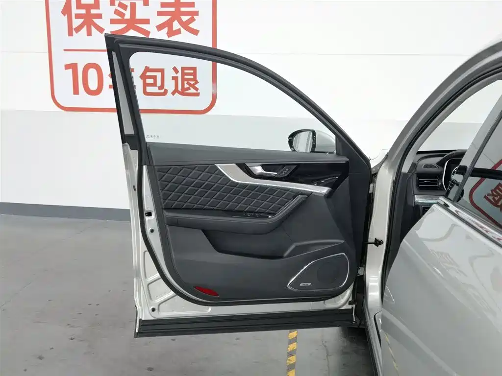 Hongqi HS5 2019 2.0T Smart Connect Enjoy 4WD Edition фото 8