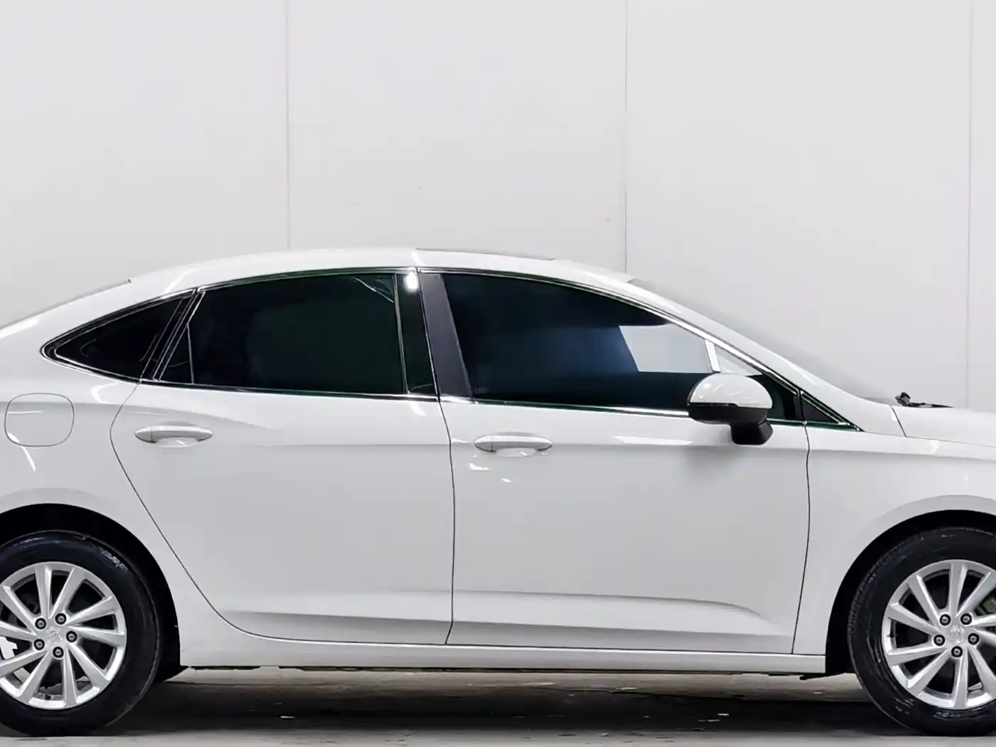 Buick Verano 2017 Sedan 15S Automatic Progressive фото 8