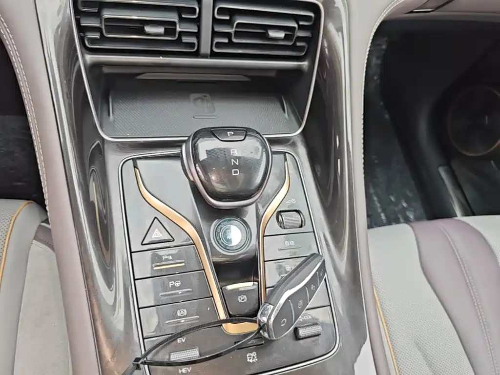 BYD Frigate 07 2024 2024 Glory Edition DM-i 205KM Flagship