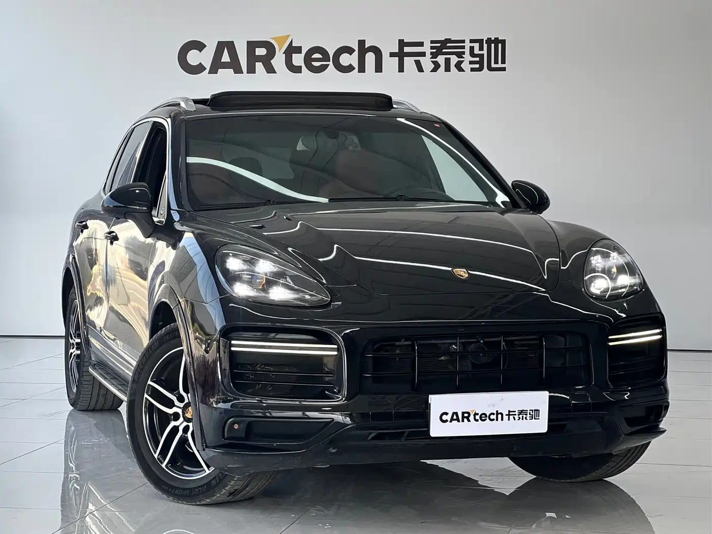 Porsche Cayenne 2011 Cayenne 3.0T фото 3