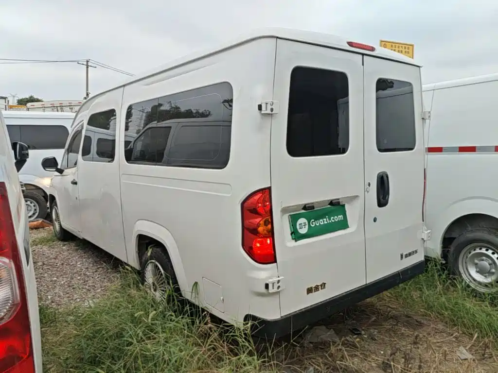 Yufeng Auto Yufeng Golden Warehouse 2025 2025 Passenger Version With Slow Charging