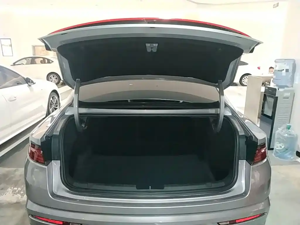 Geely Preface 2024 2023 2.0TD Premium Model