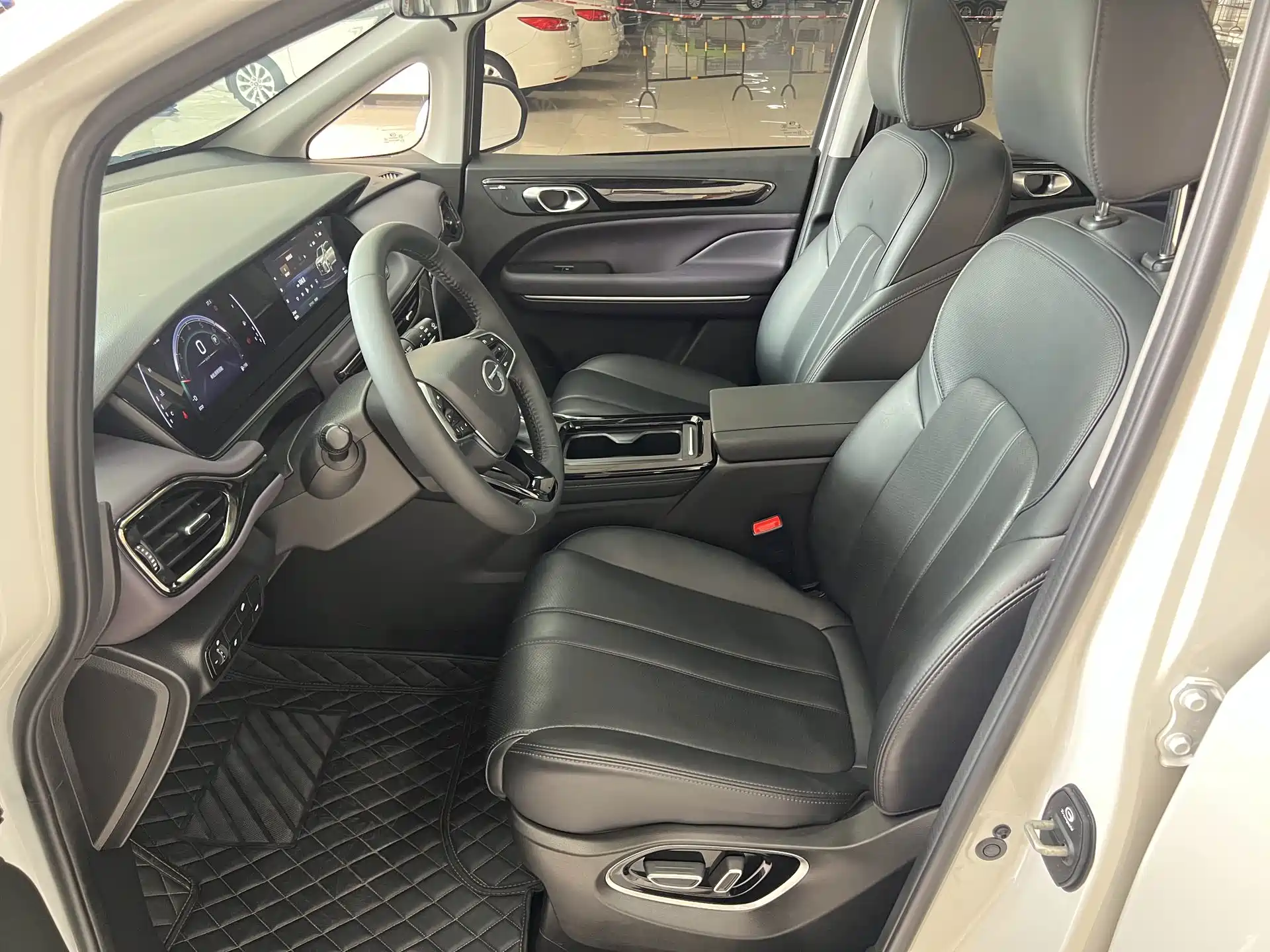 Фото 4 - GAC Trumpchi Trumpchi M6
