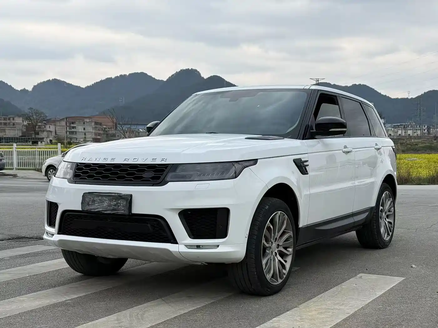 Land Rover Range Rover Sport 2014 3.0 SC V6 HSE DYNAMIC фото 3