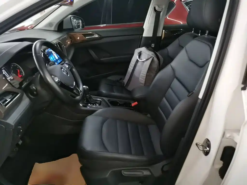 Volkswagen Tharu, миниатюра 15