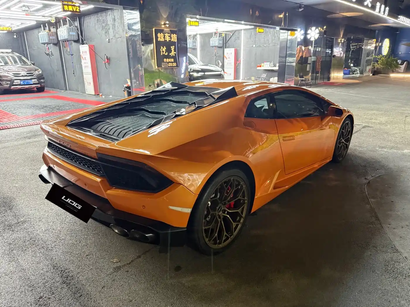 Lamborghini Huracán 2016 Huracán RWD Coupe фото 6