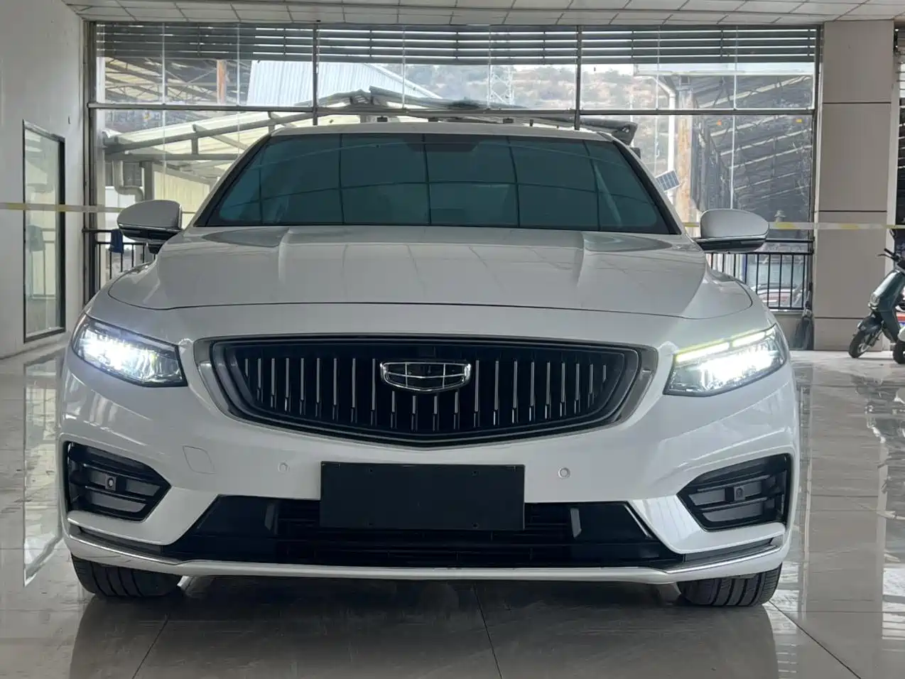 GEELY AUTOMOBILE XINGRUI