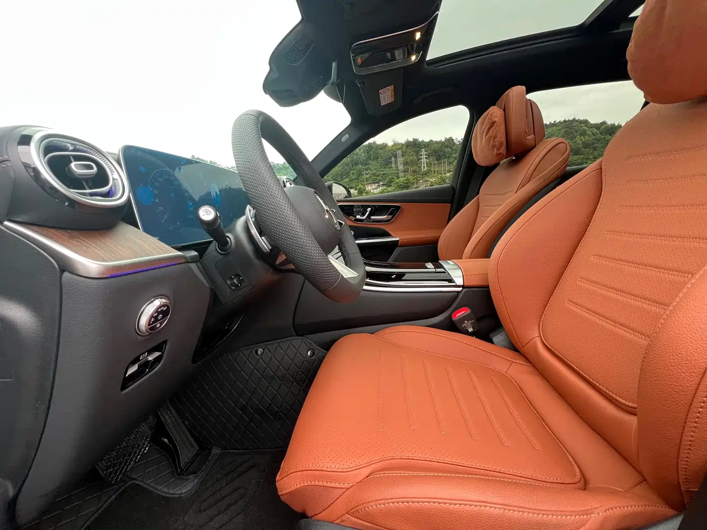 MERCEDES-BENZ GLC