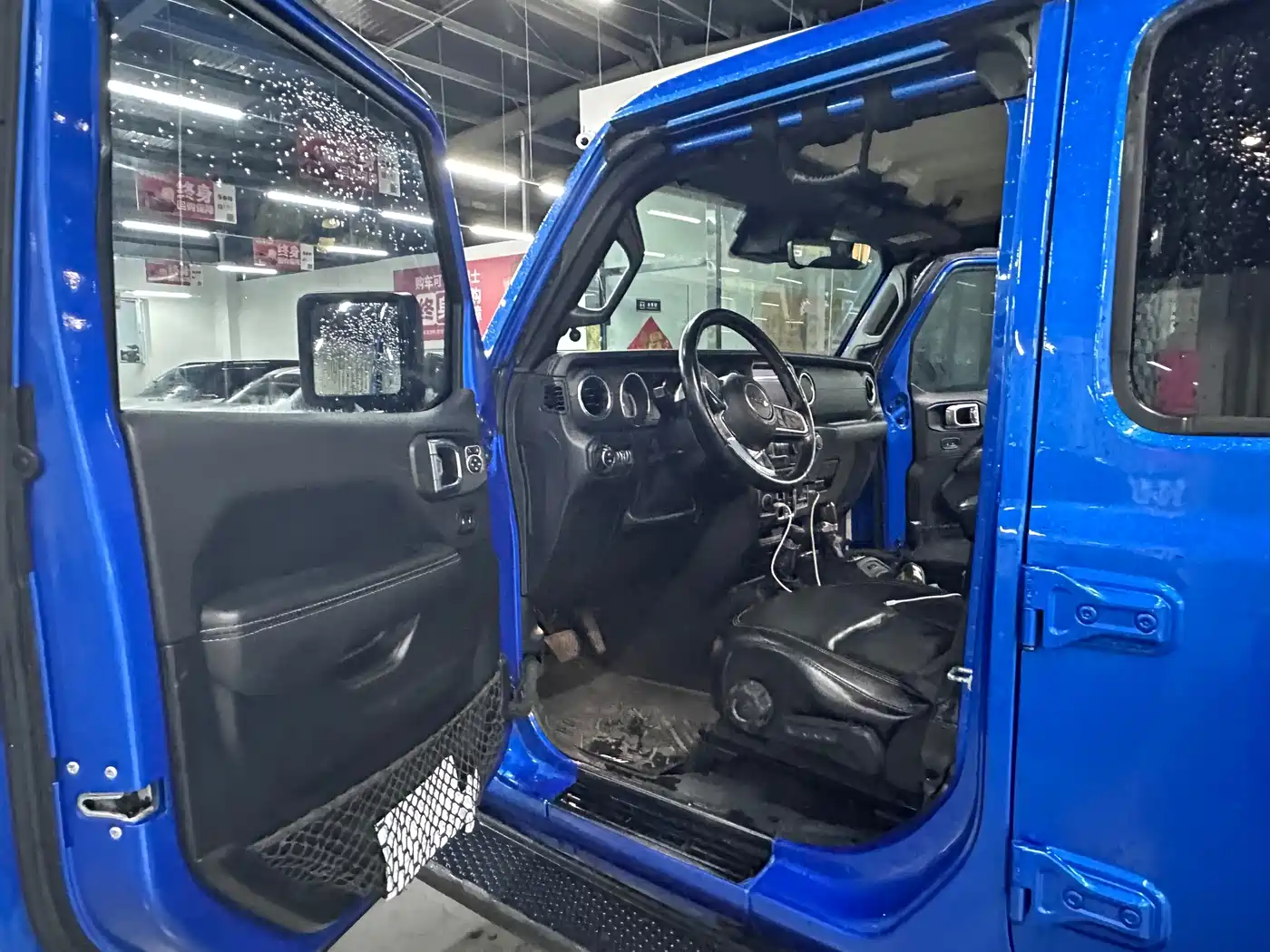 Photo 3 - Jeep Wrangler
