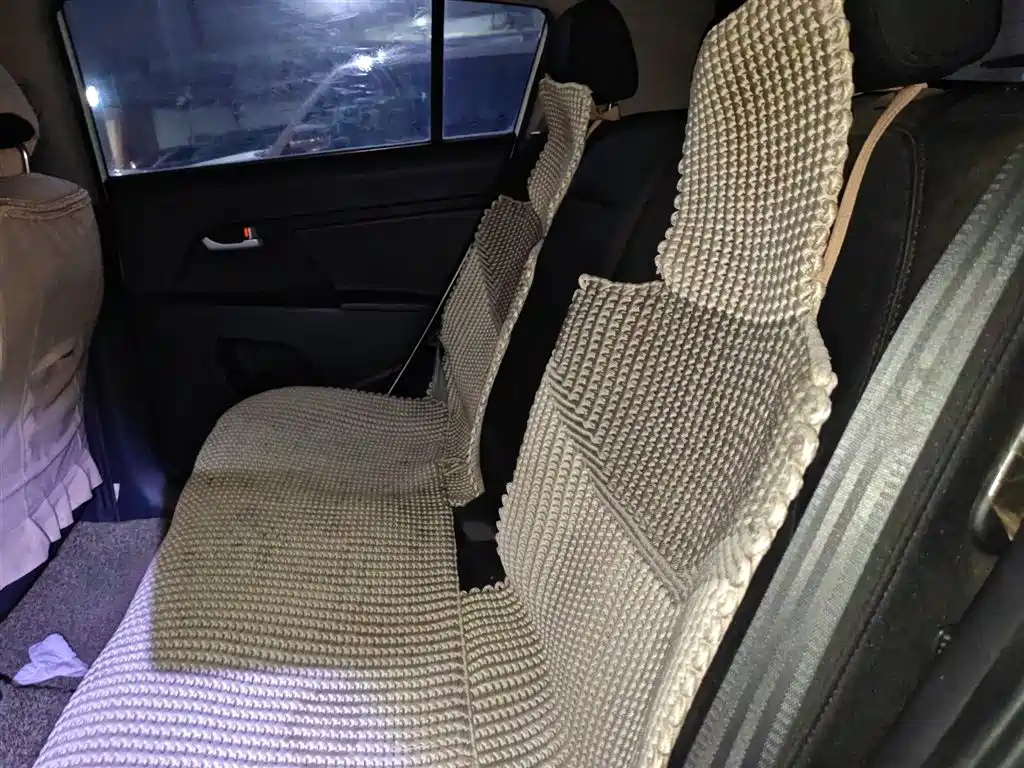 Kia Sportage 2015 2.0L Automatic 2WD GL фото 15