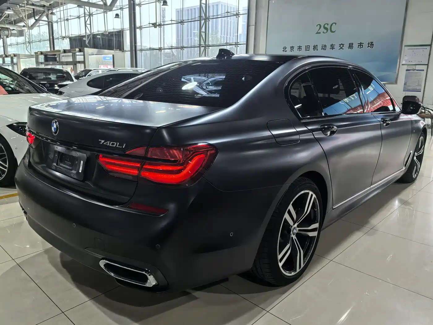 BMW 7 Series 2018 740Li Leading Type M Sport Package фото 18