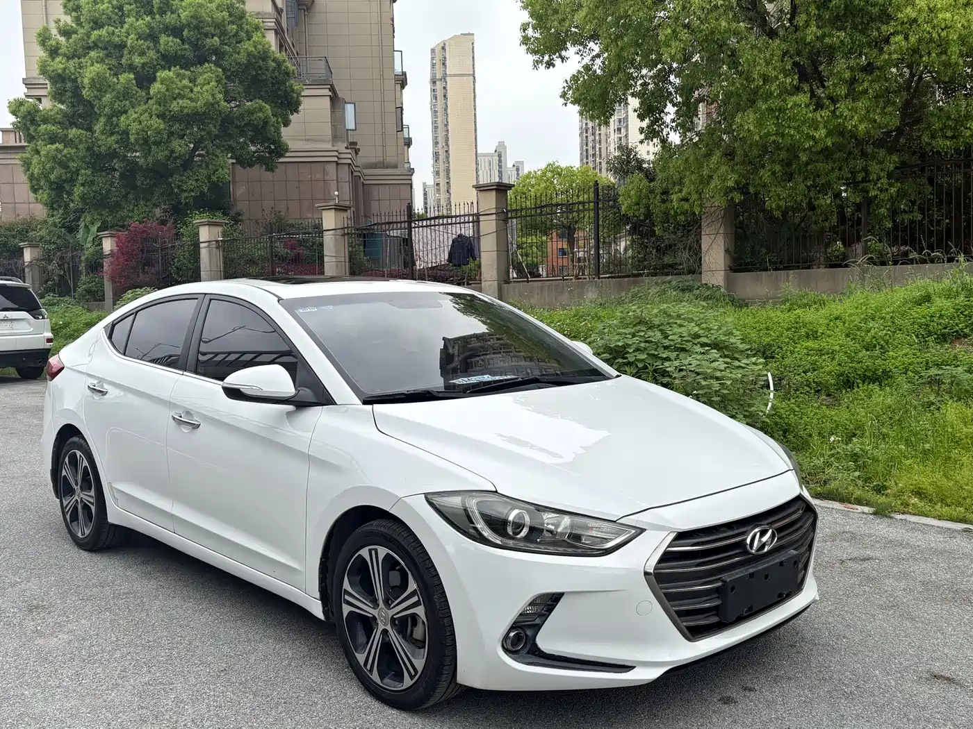 Hyundai Elantra 2018 1.4T DCT Dynamic·Vitality Model фото 3