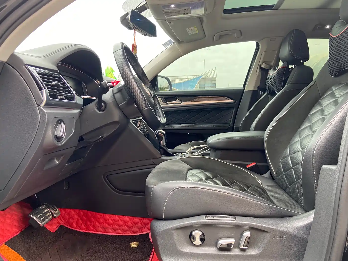 Volkswagen Teramont 2019 Model Teramont X 380TSI 4WD Prestige Luxury Edition фото 3