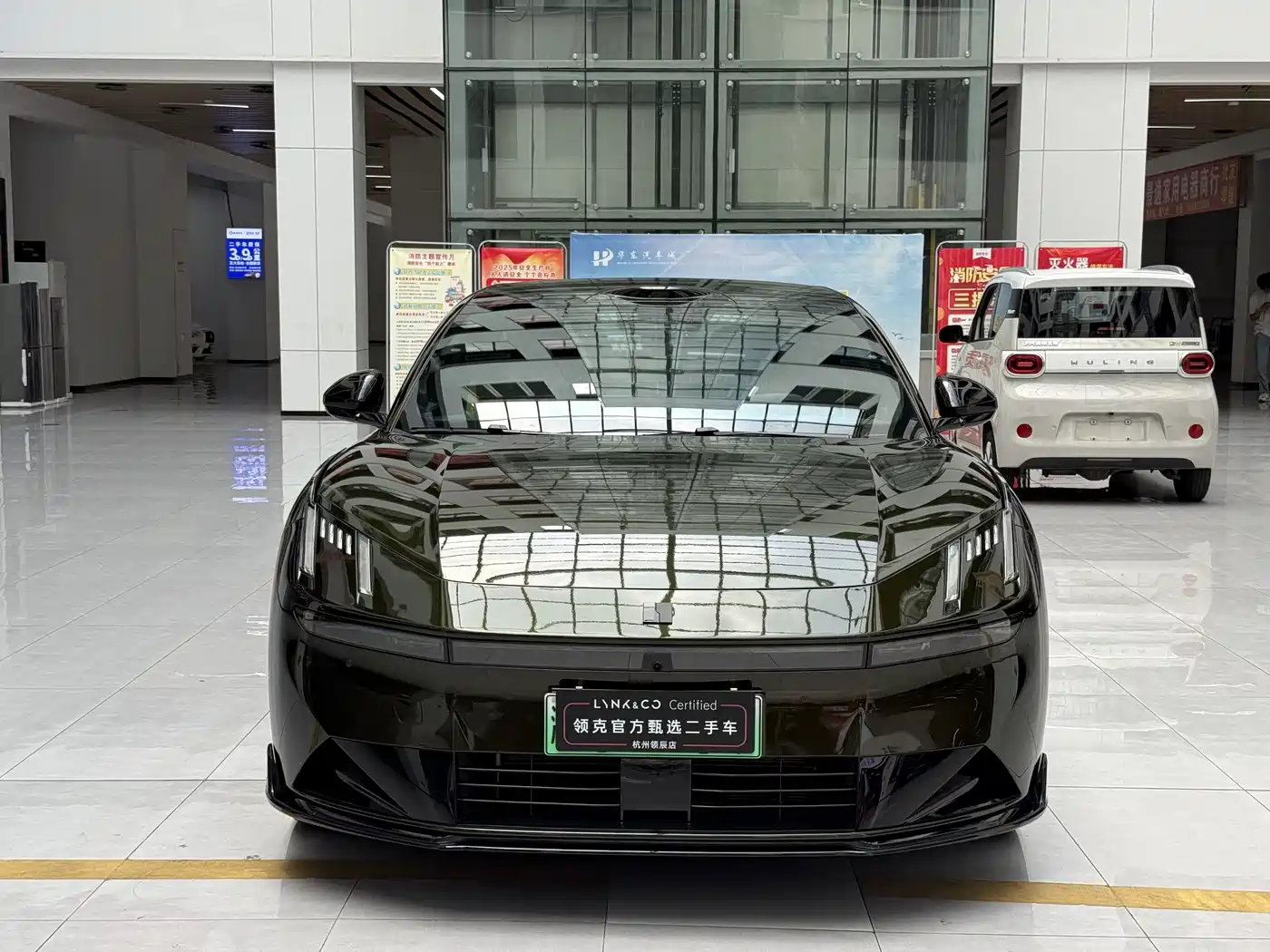 Lynk & Co 10 EM-P 2025 Facelift 240 AWD Ultra Sport Edition фото 2