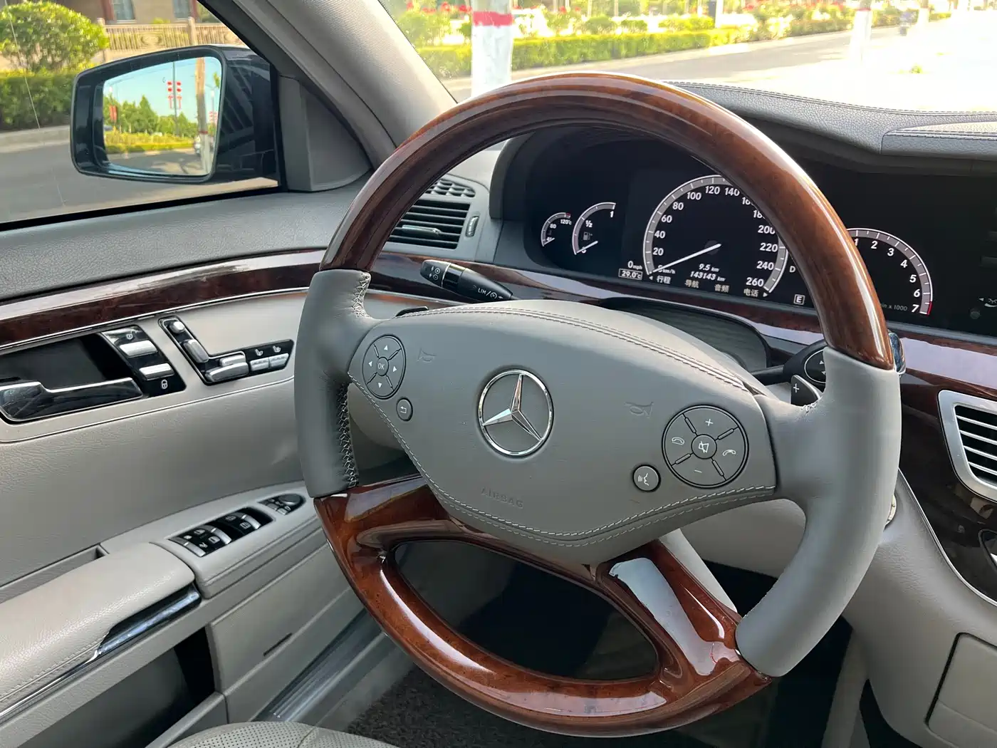 Mercedes-Benz S-Class 2012 S 400 L HYBRID Grand Edition фото 14