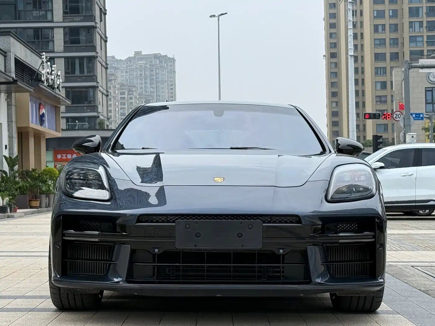 Porsche Panamera 2014 Panamera 3.0T фото 2