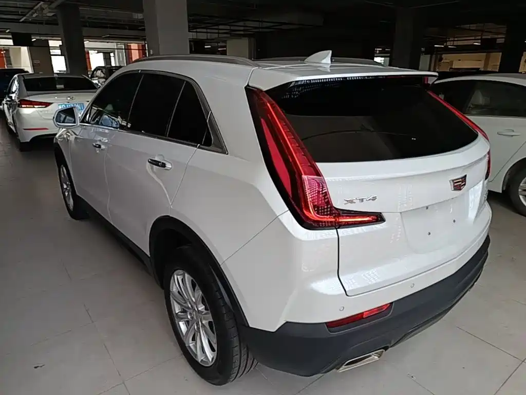 Cadillac XT4 2022 2022 28T FWD Style
