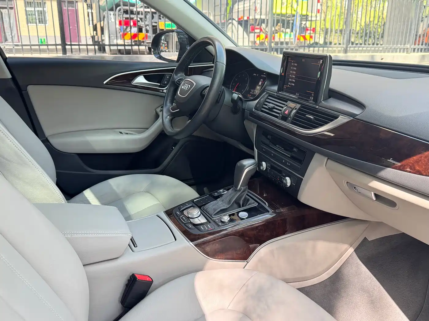 Audi A6L 2016 30 FSI Technology фото 9