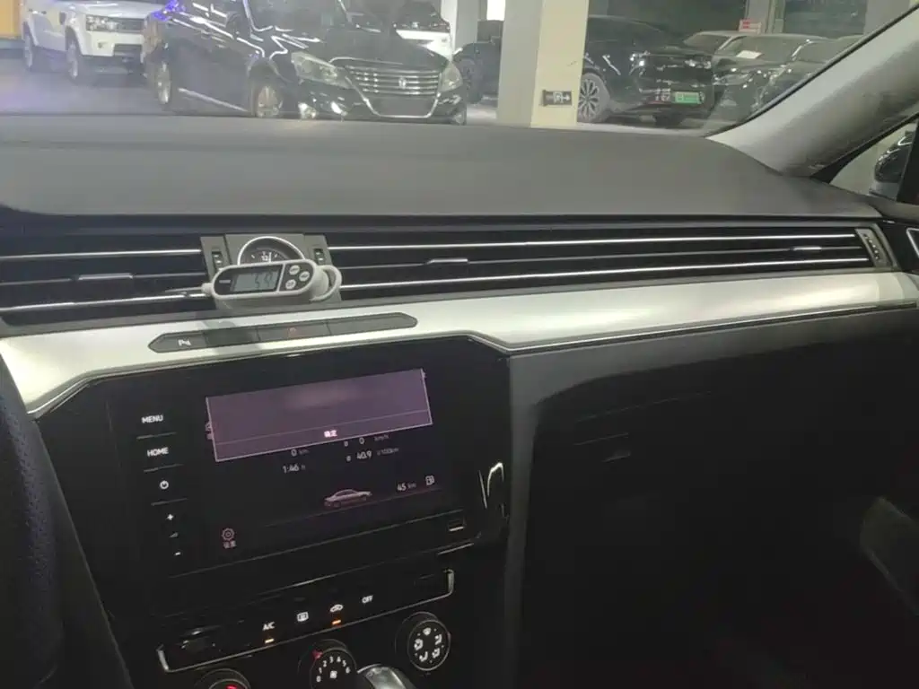 Volkswagen Magotan 2025 2025 Popular Edition 280TSI DSG Comfort