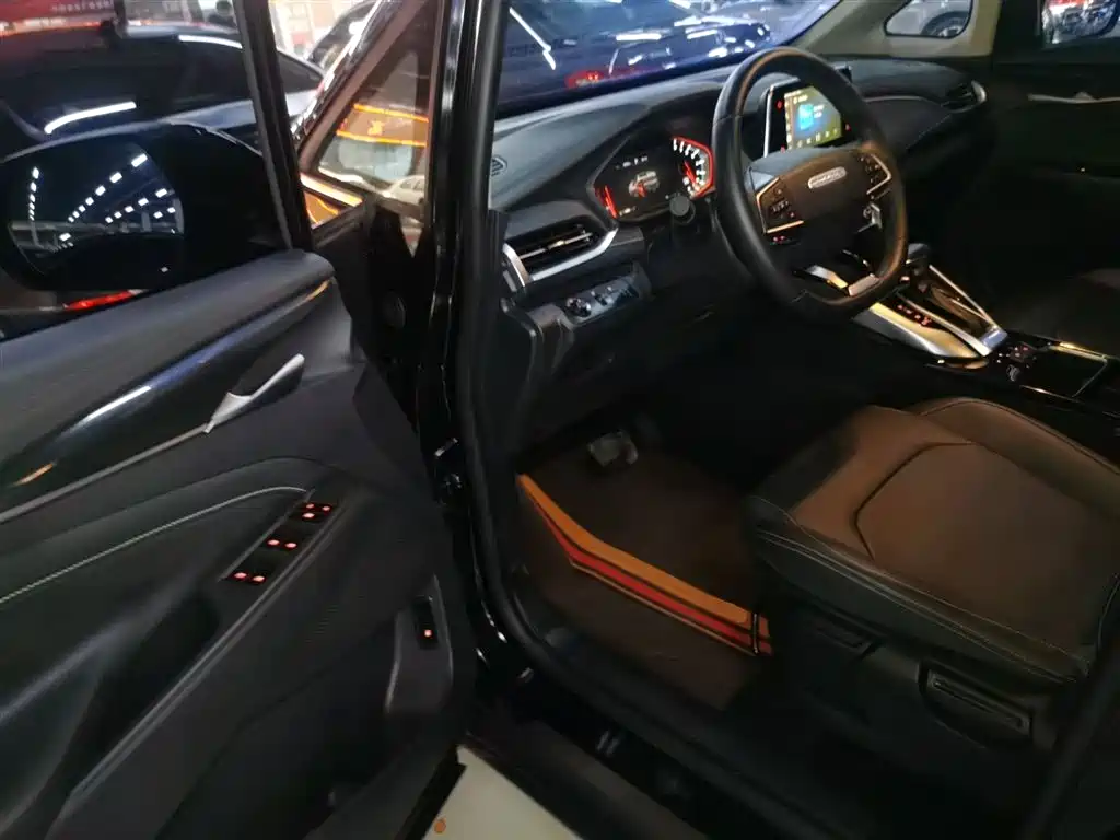 SAIC Maxus Maxus G50 2022 1.5T Automatic Changyou B фото 16