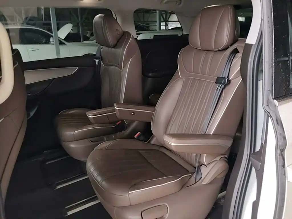 Roewe iMAX8 2024 2023 400TGI Comfort Edition
