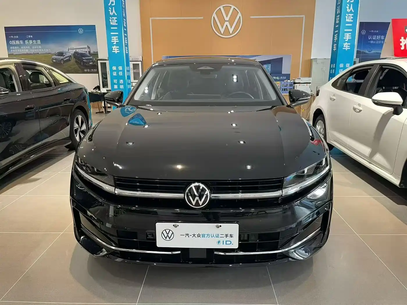 Volkswagen Magotan 2024 380TSI DSG Luxury Edition (Daimai Package) фото 2