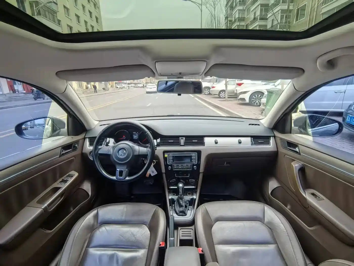 Volkswagen Bora 2014 1.6L Automatic Comfort Edition фото 7