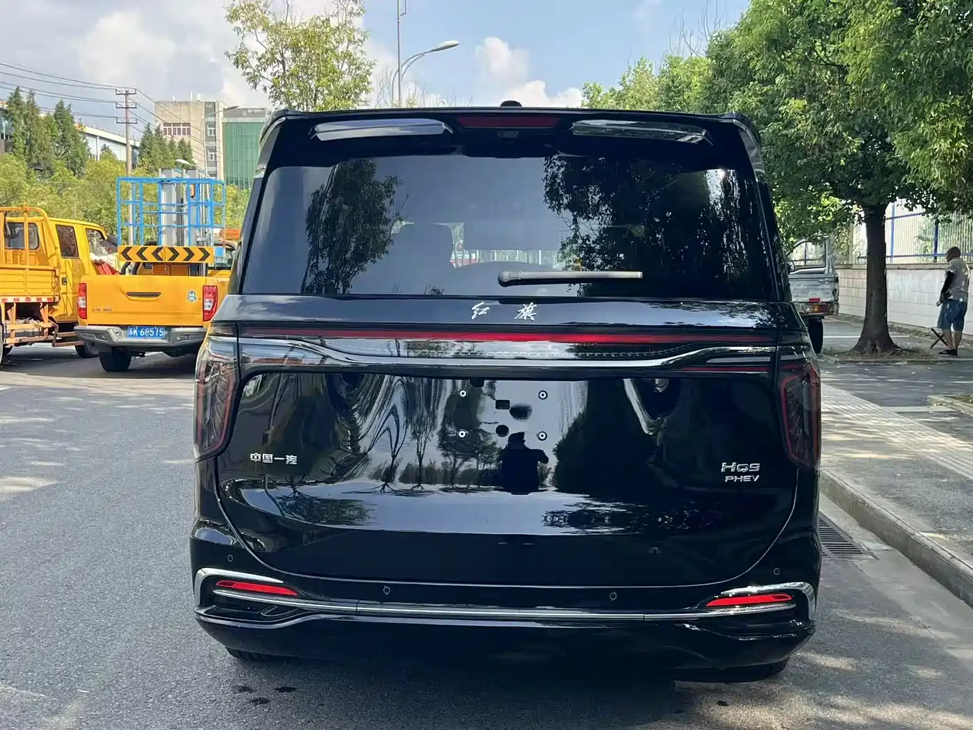 Hongqi HQ9 PHEV 2026 2024 Model 2.0T AWD Luxury Edition