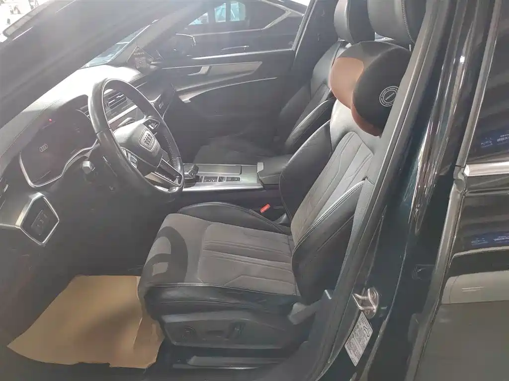 Audi A6L 2019 40 TFSI Luxury Dynamic фото 11