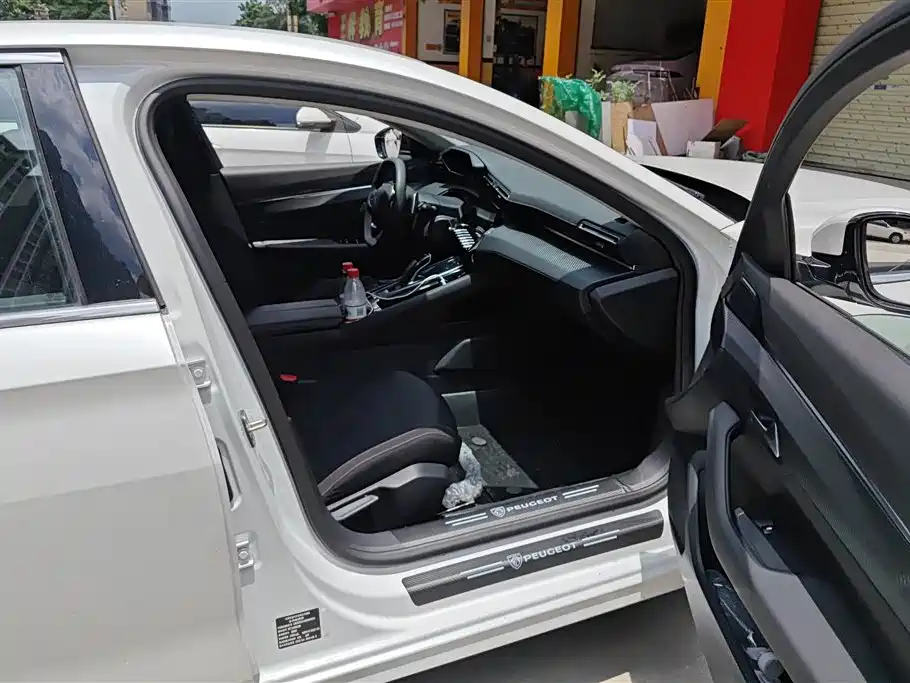 Peugeot 508 2022 508L 360THP PureTech Pioneer Edition фото 8