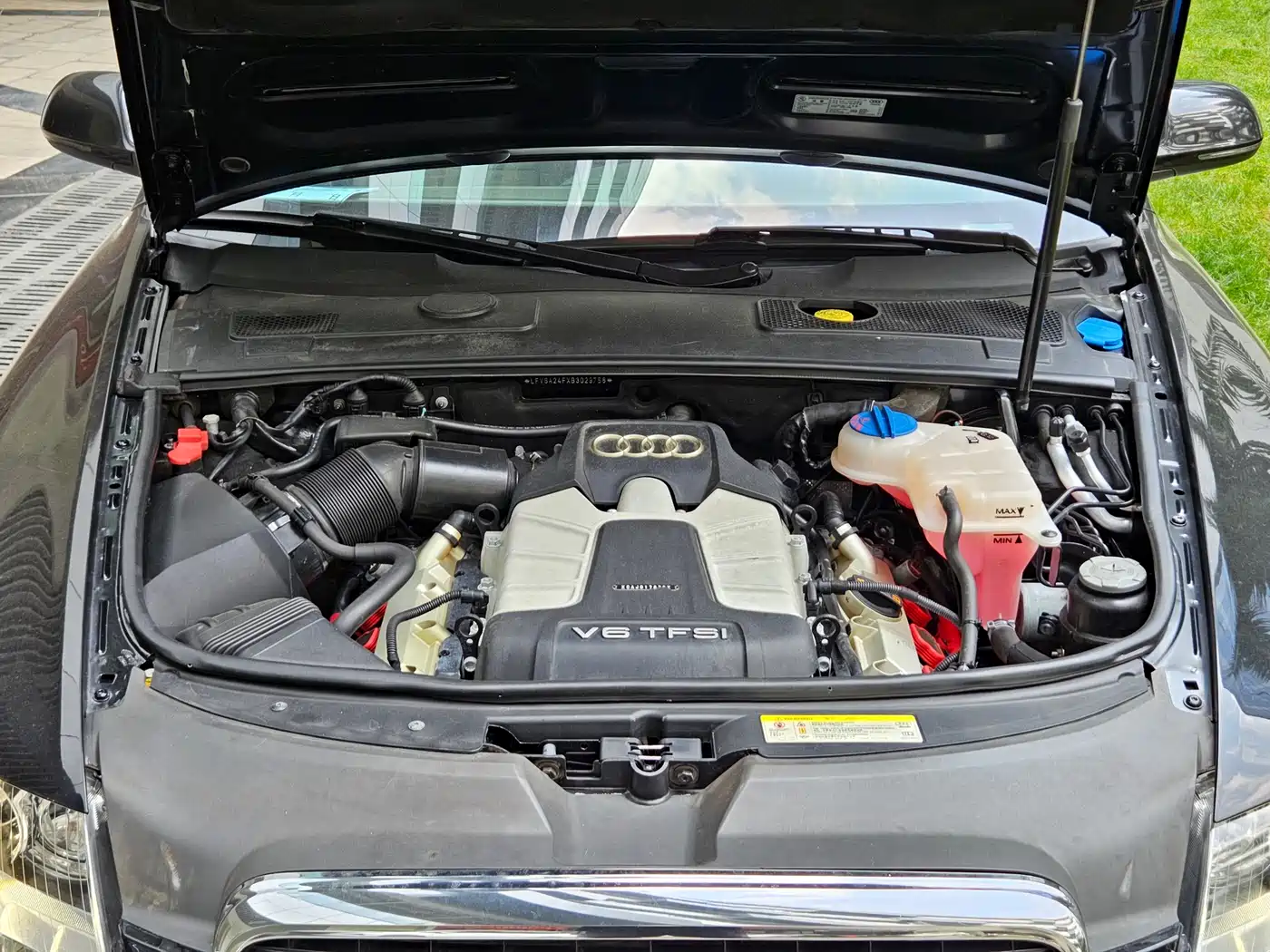 Audi A6L 2011 3.0 TFSI quattro Luxury фото 4