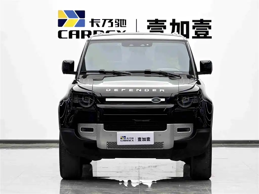 Land Rover Defender 2022 Model 90 2.0T P300 Tiger Ambition Edition фото 2