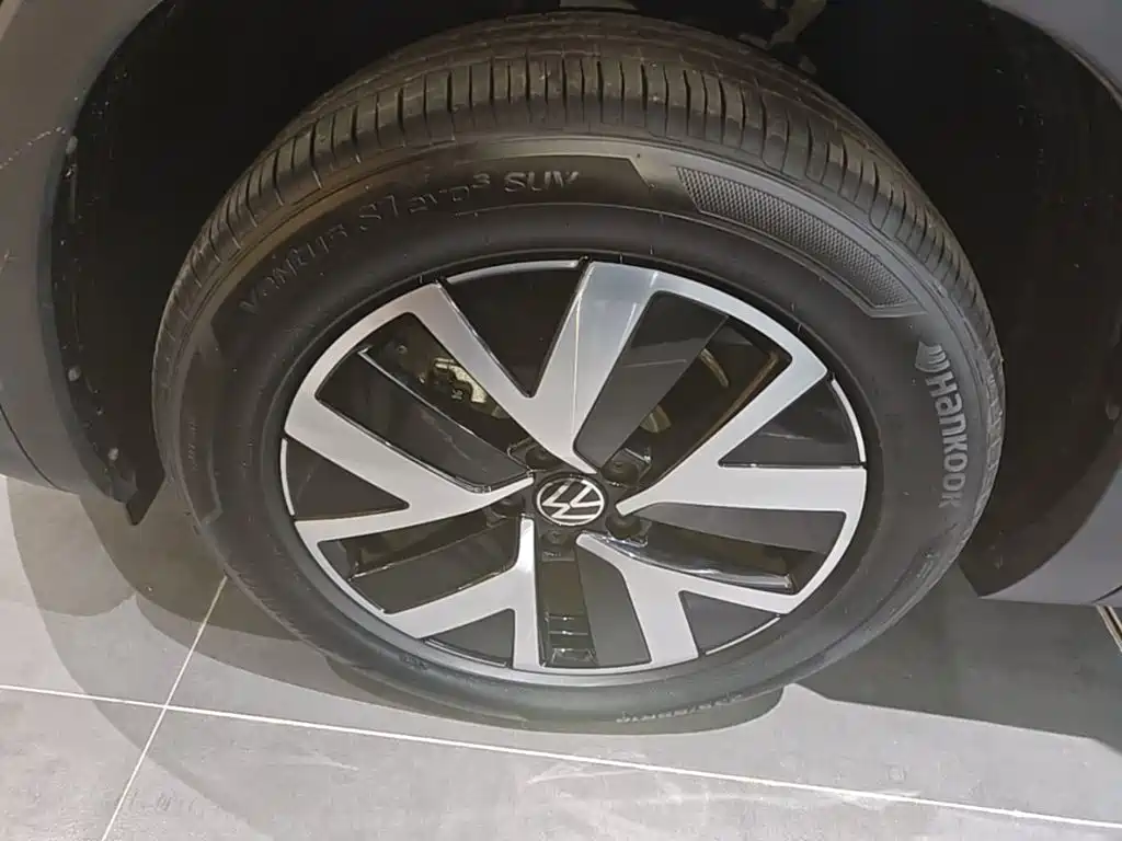 صورة 23 - Volkswagen Tayron