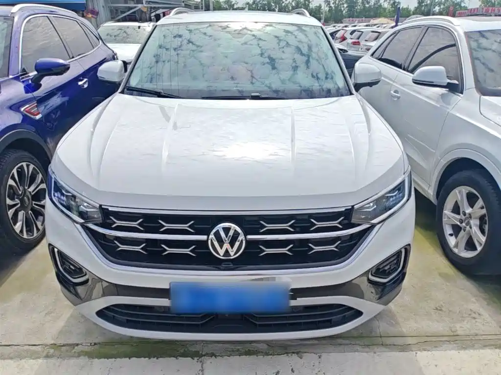 Volkswagen Tayron 2023 330TSI 2WD Luxury Plus Advanced Edition фото 3