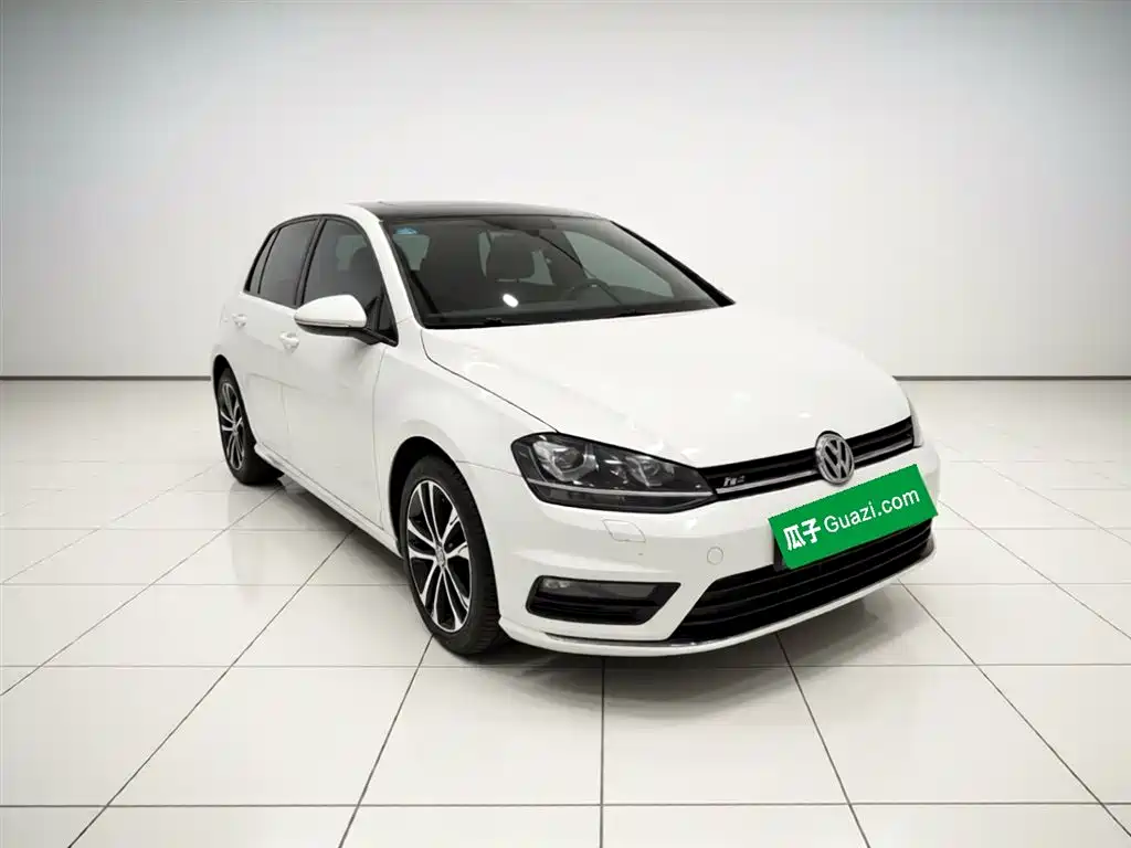 Volkswagen Golf 2017 280TSI Auto R-Line Millionth Anniversary Edition фото 4