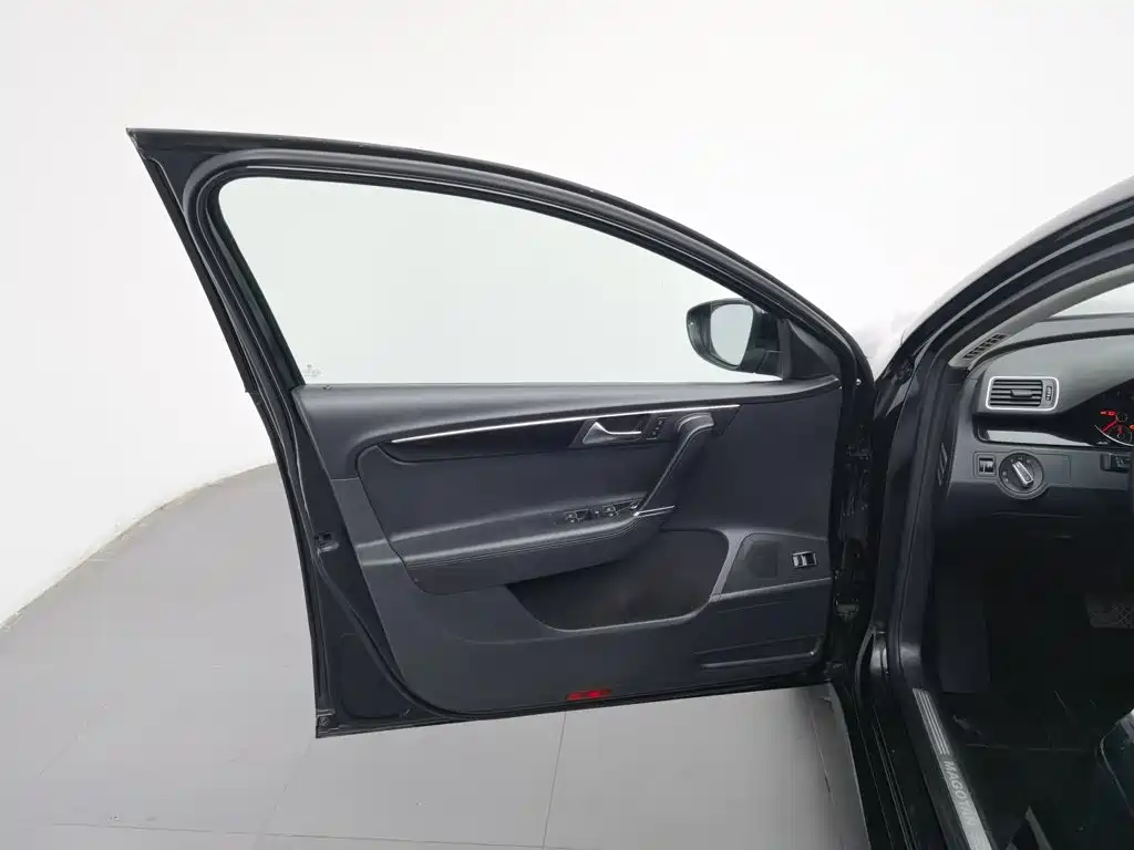 Volkswagen Magotan 2012 2012 Facelift 1.8TSI Luxury