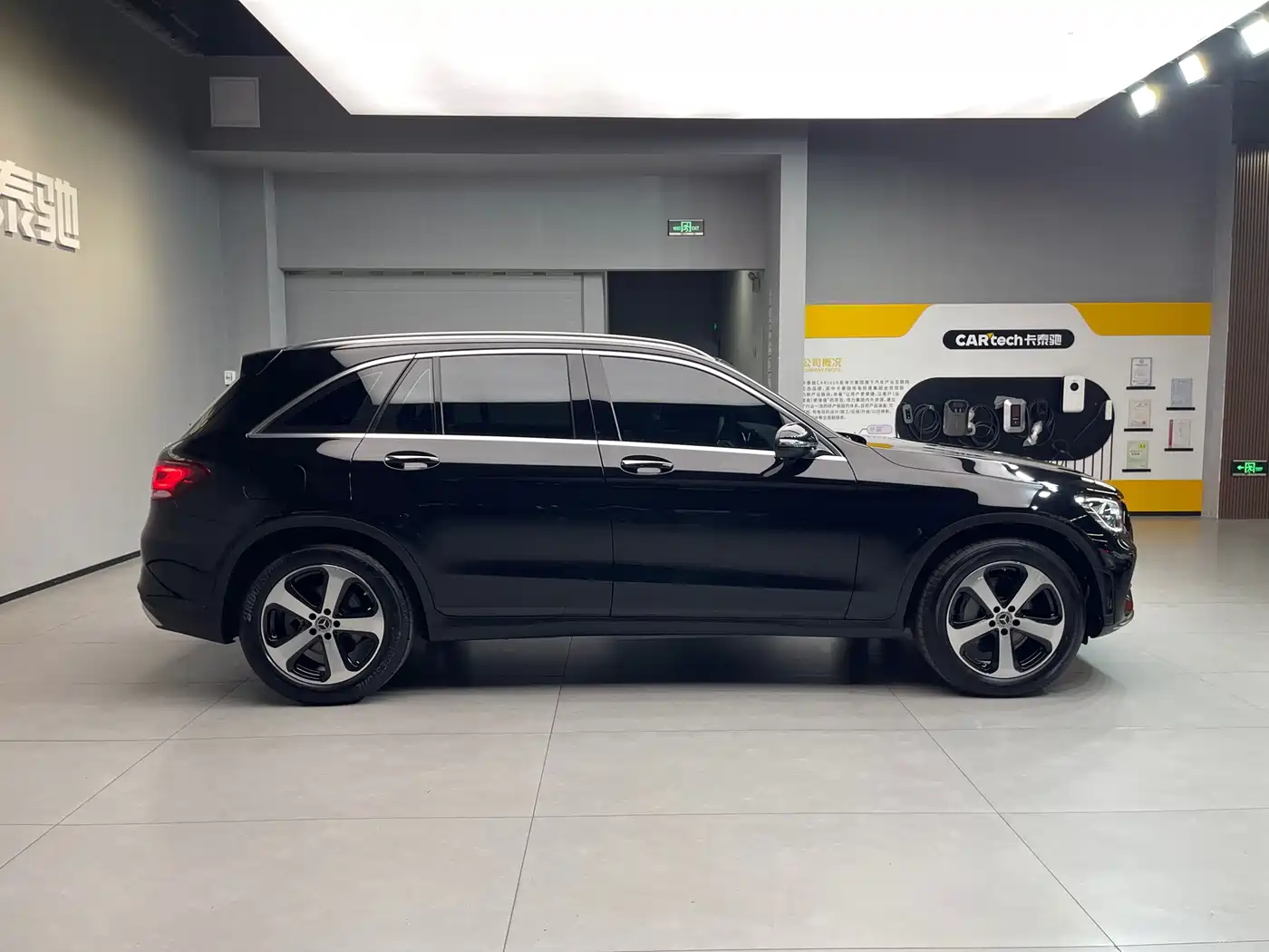 Mercedes-Benz GLC 2022 Facelift III GLC 260 L 4MATIC Dynamic фото 7