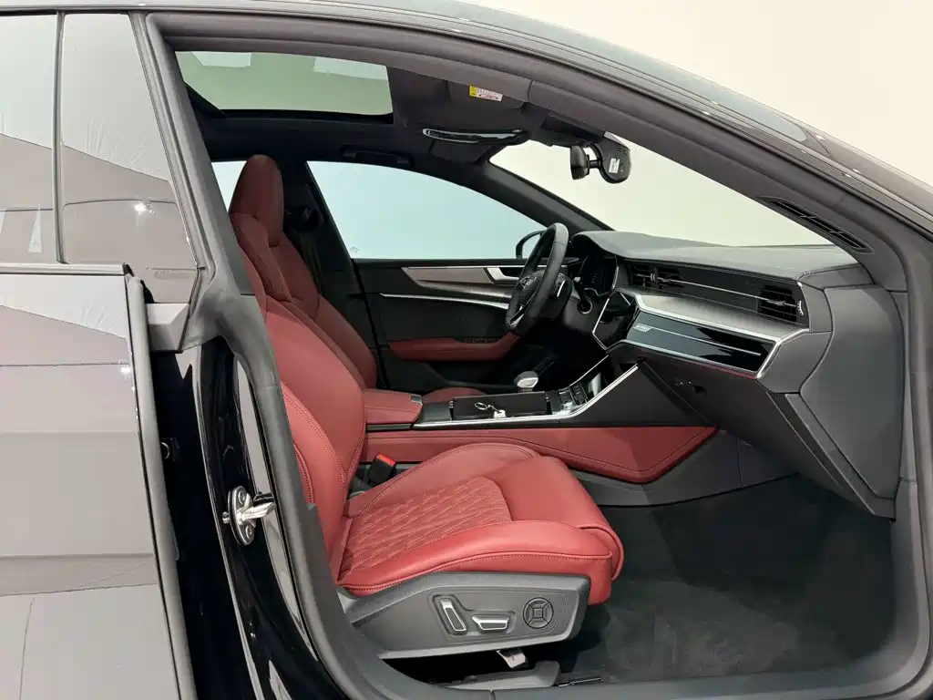 Audi A7L 2025 2024 45 TFSI quattro Black Warrior Edition