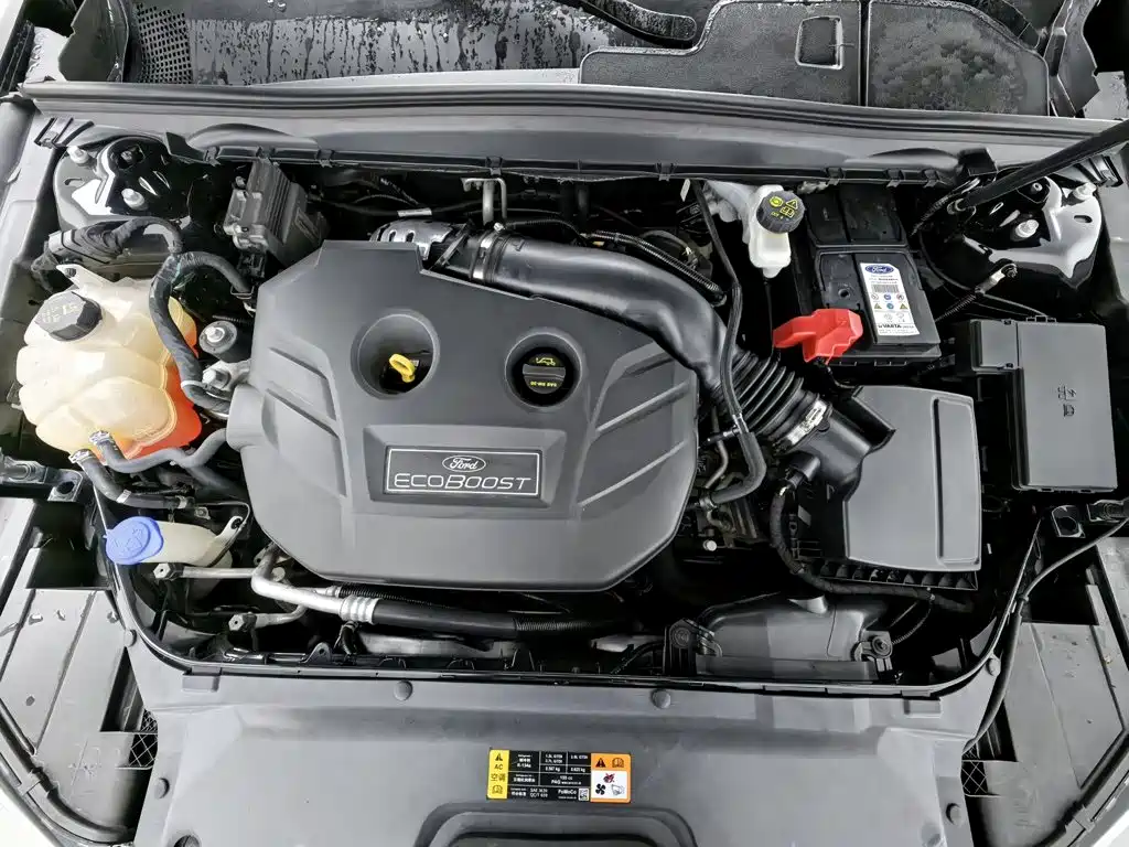 Photo 6 - Ford Taurus