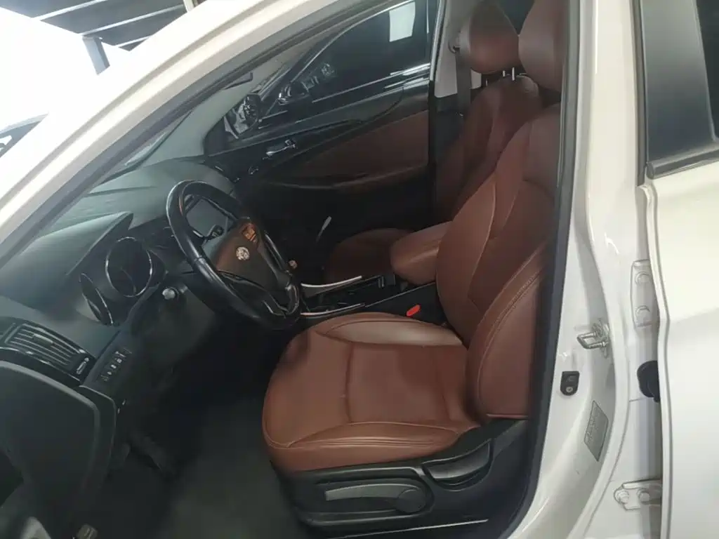 Hyundai Sonata 2016 2015 Classic 2.0L Automatic Leading Edition
