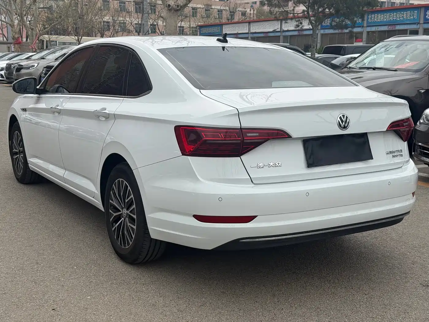 Volkswagen Sagitar 2021 200TSI DSG Comfort Smart Edition фото 13