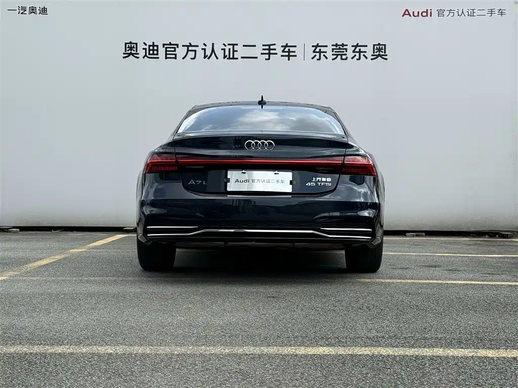 Audi A7L 2022 45 TFSI S-line Dream Builder Edition фото 5