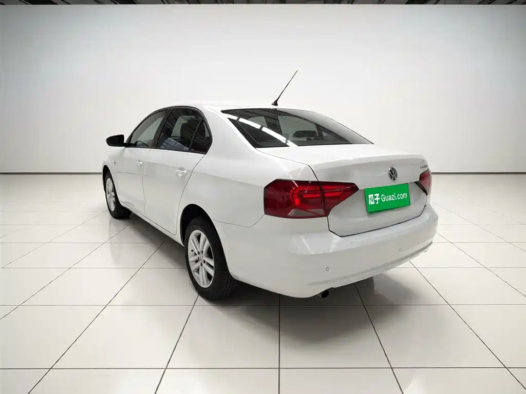 Volkswagen Jetta 2019 Dream Edition 1.5L Auto Fashion фото 5