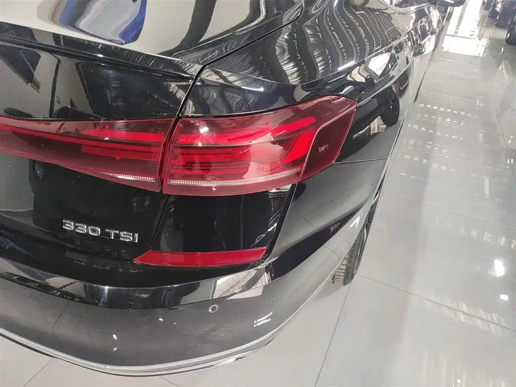 Volkswagen Passat 2024 330TSI Starlight Elite Edition фото 8