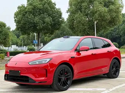 AITO M5