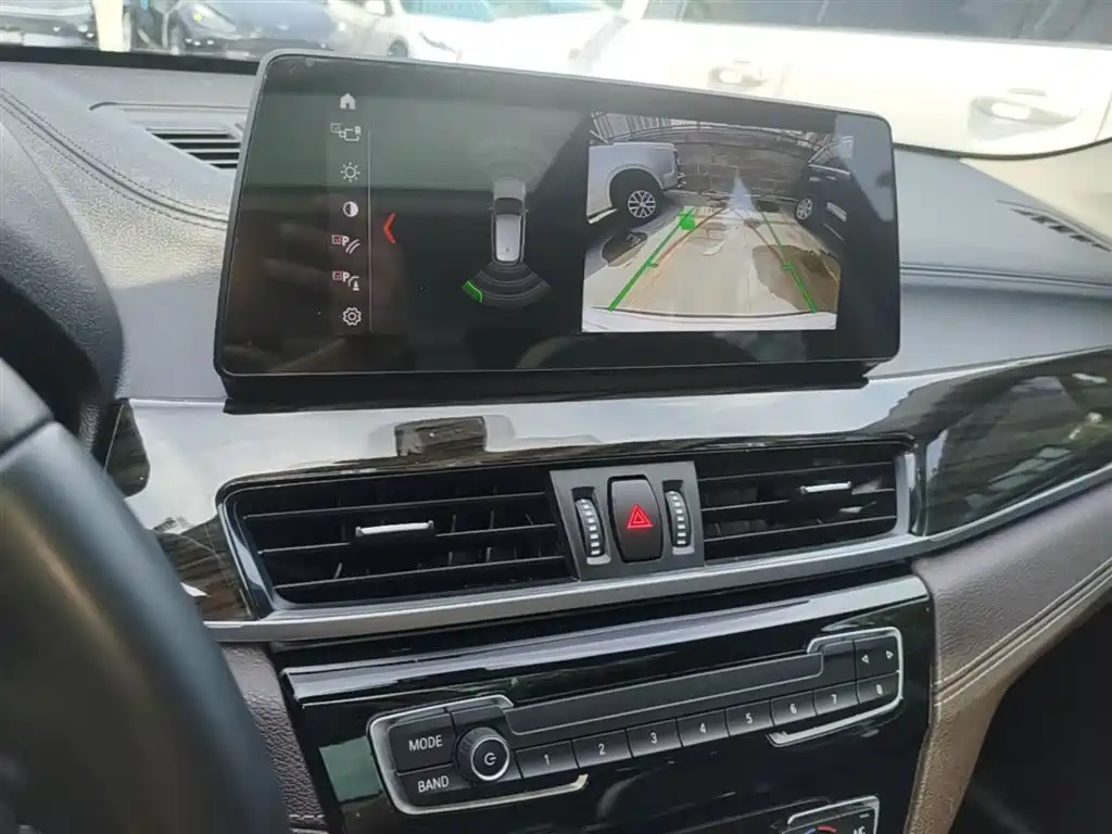 BMW X1 2022 Facelift xDrive25Li Premium Edition фото 9