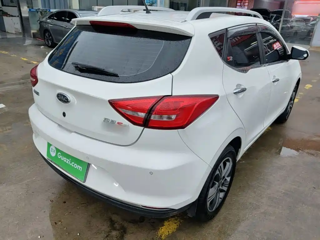 JAC Motors Refine S2 2017 2018 Smart Drive Edition 1.5L Manual Luxury