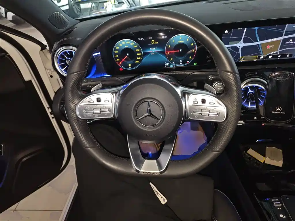 Mercedes-Benz A-Class 2022 A 200 L Sport Sedan Style фото 11