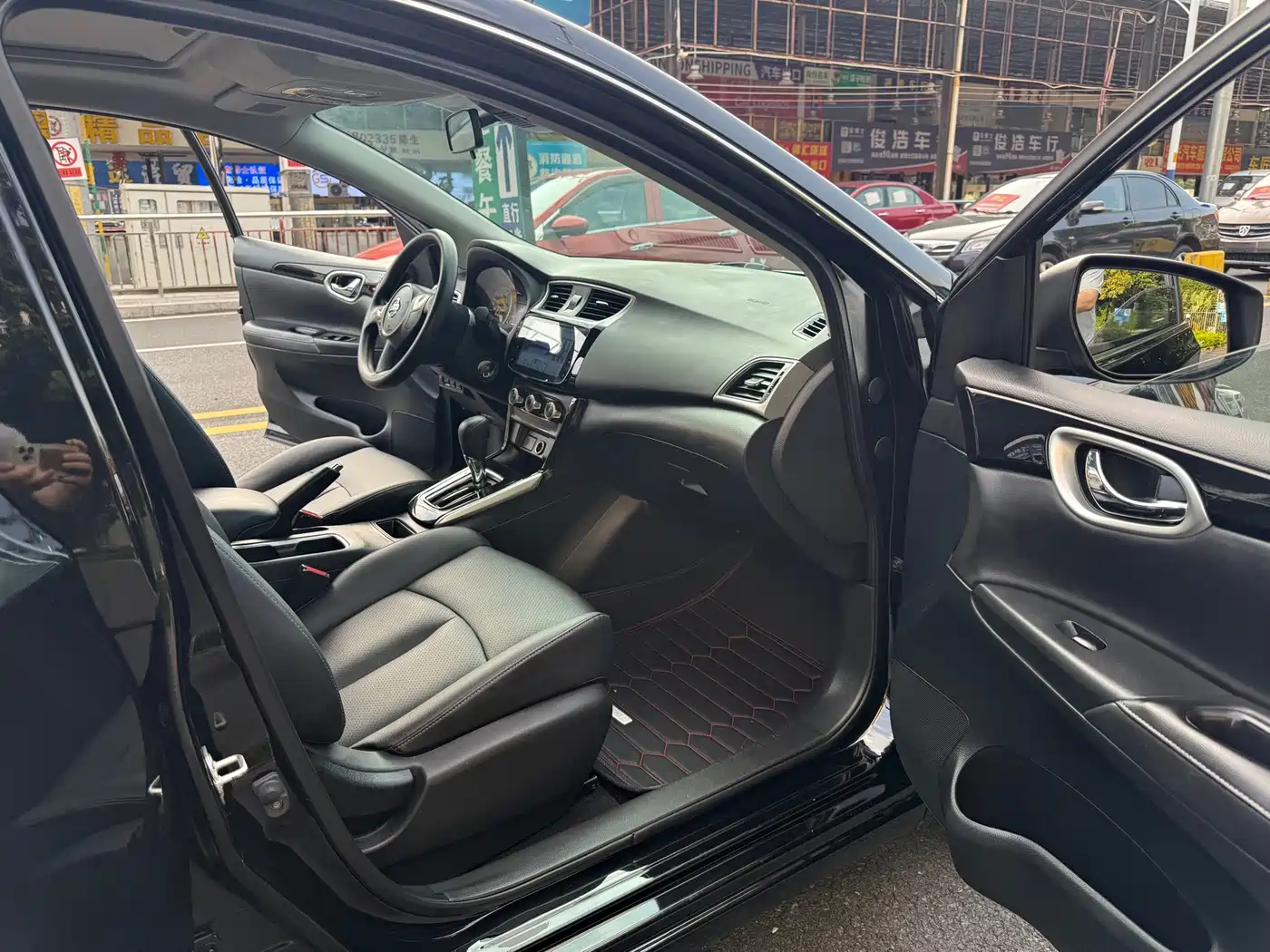Nissan SYLPHY, миниатюра 8