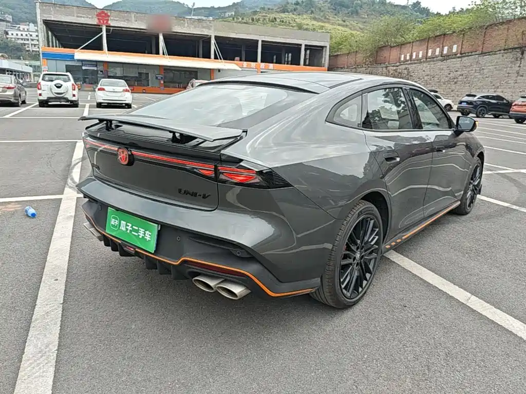 Changan UNI-V 2026 2025 2.0T Sport Version